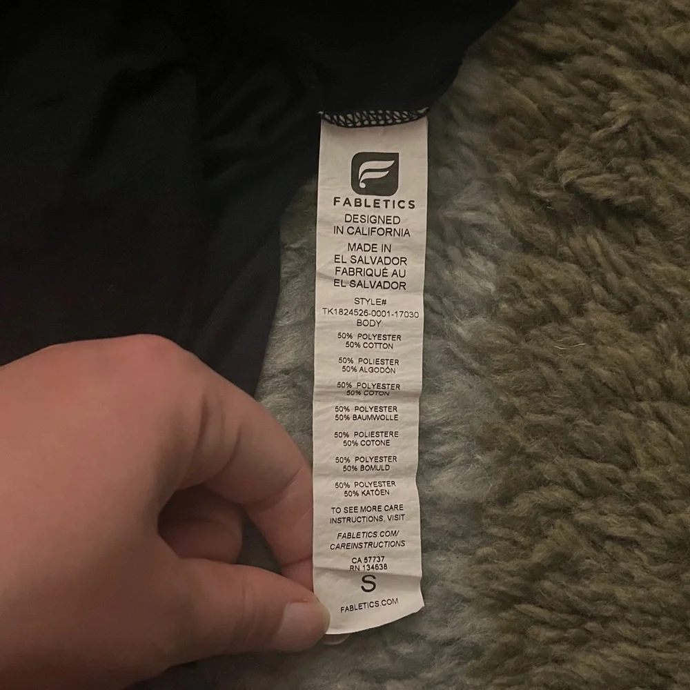 Fabletics workout tank small - Picture 5 of 5